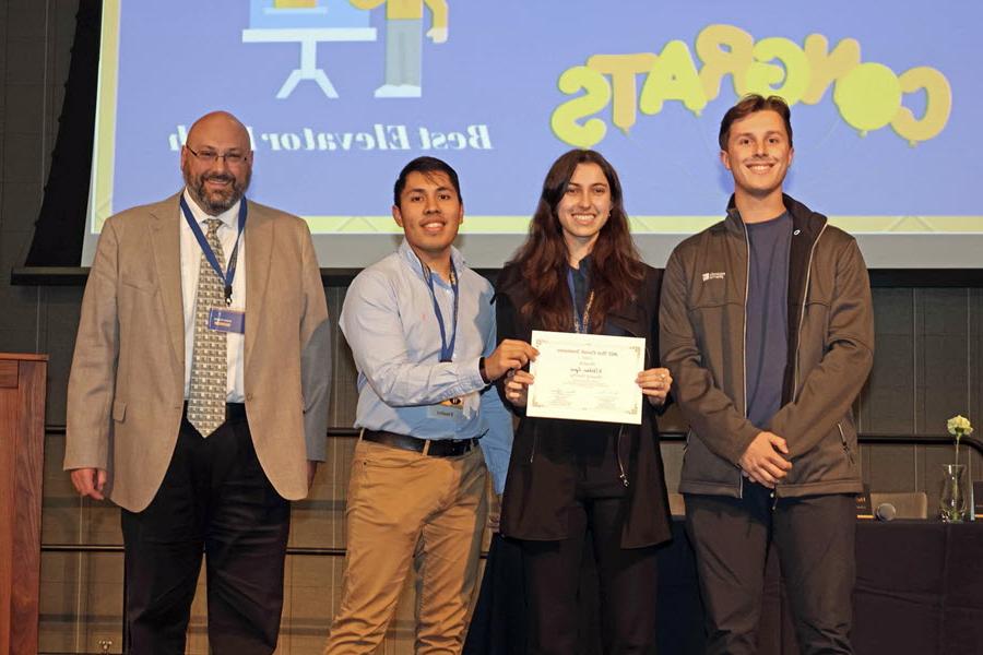 students winning awards at 2022 SVIC